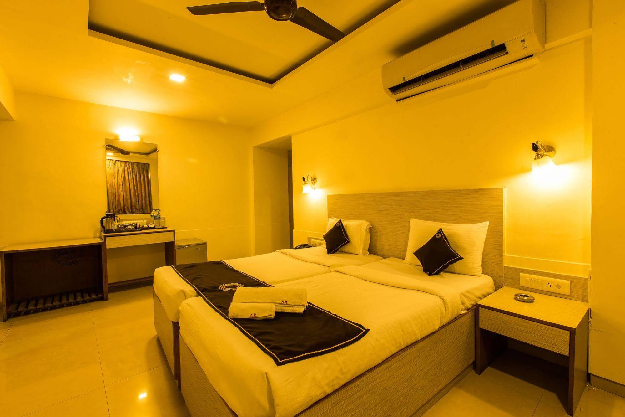 Hotel Ace Residency Bombaj Exteriér fotografie